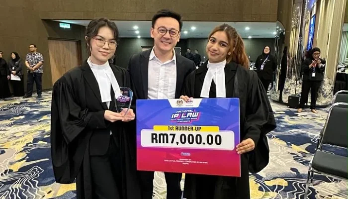 ATC Moot Team With Coach Kenneth Koh After the Grand Final